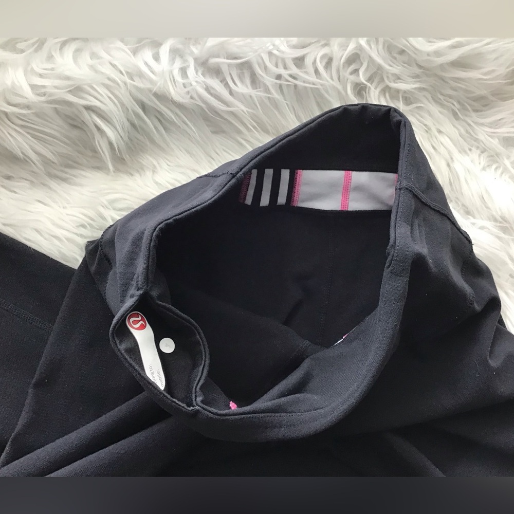 Lululemon Reversible Groove Pants Size 4 32” Black - Picture 8 of 13